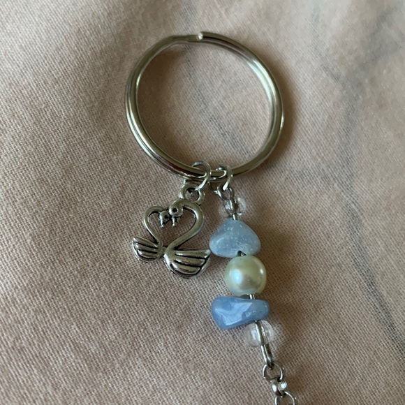 Handmade blue swan flower Keychain - Picture 3 of 6
